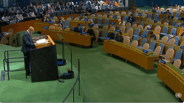 Tunisian FM waits to deliver UN speech