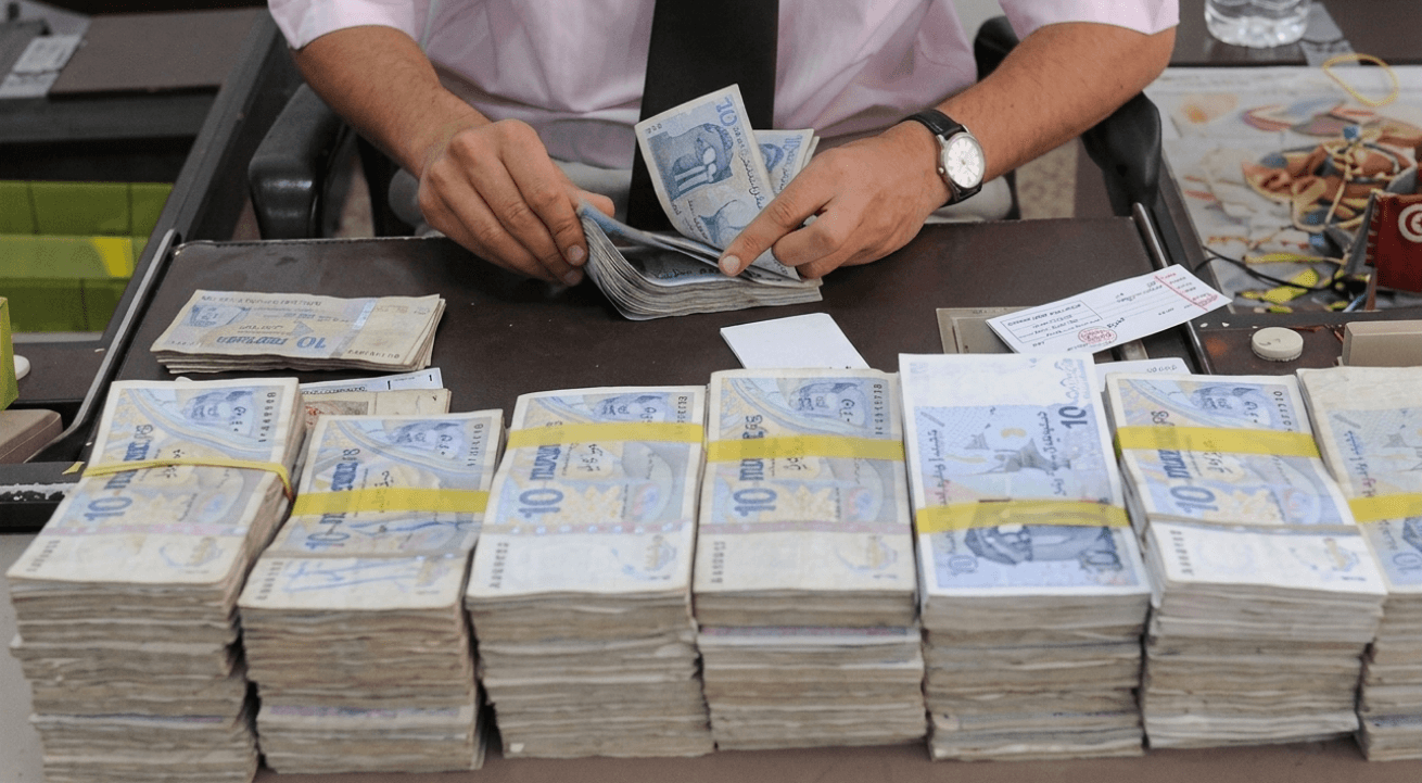 المفوضية الأوروبية ومجلس أوروبا يبدآن مشروعًا لإزالة اعتماد تونس على النقد