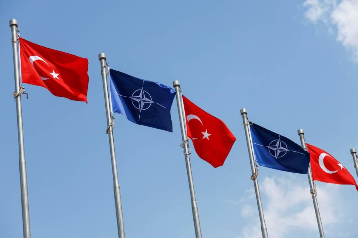 NATO leaders start meetings under Trump pressure