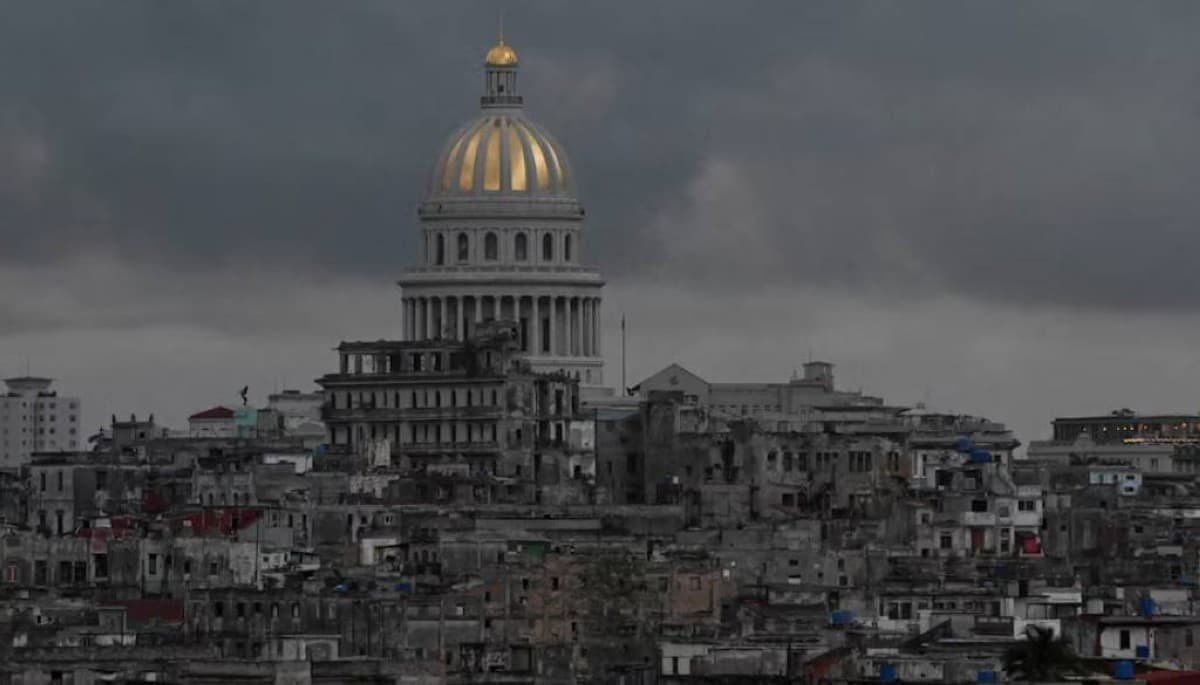 Power outage affects entire Cuba due to widespread electrical failure