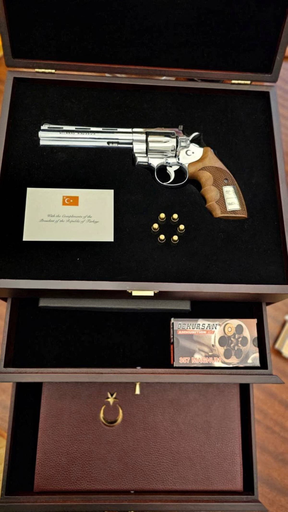 Erdogan gifts NATO leaders revolver pistols after the summit