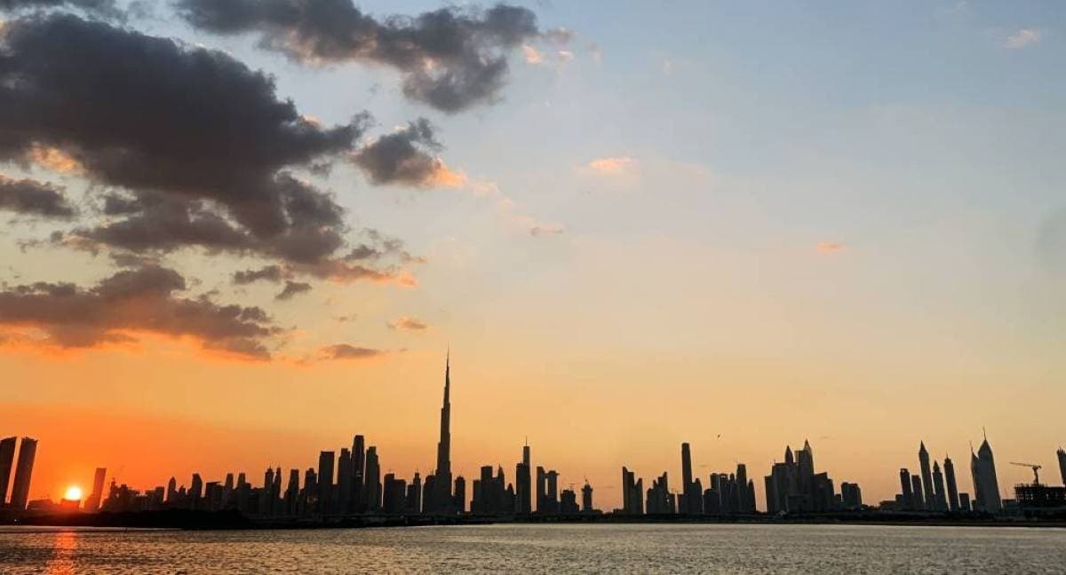 UAE Weather Forecast: Clear to Partly Cloudy and Humid at Night Tomorrow