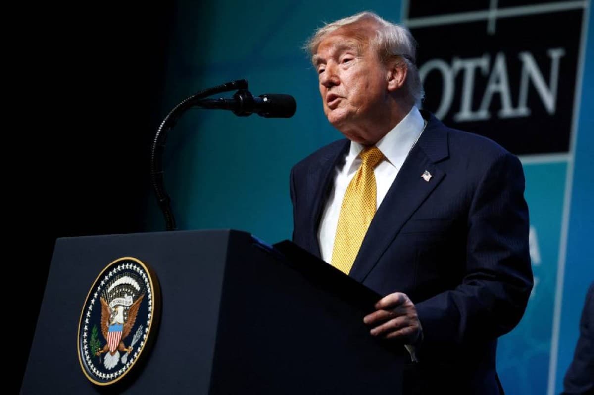 Trump Warns of Broad Military Response if Targeted in Iranian Assassination Attempt