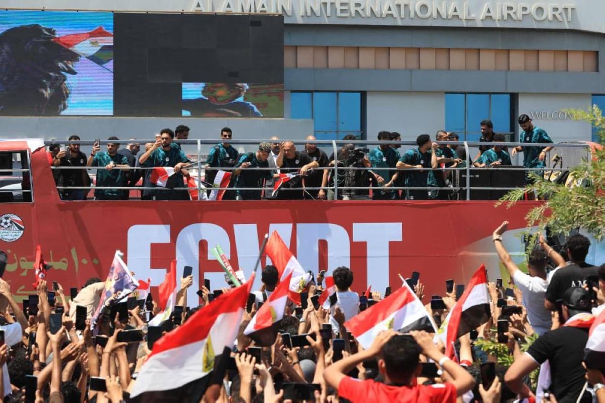 مجموعة الحبتور تهدي سيارات لبعثة منتخب مصر كهدية