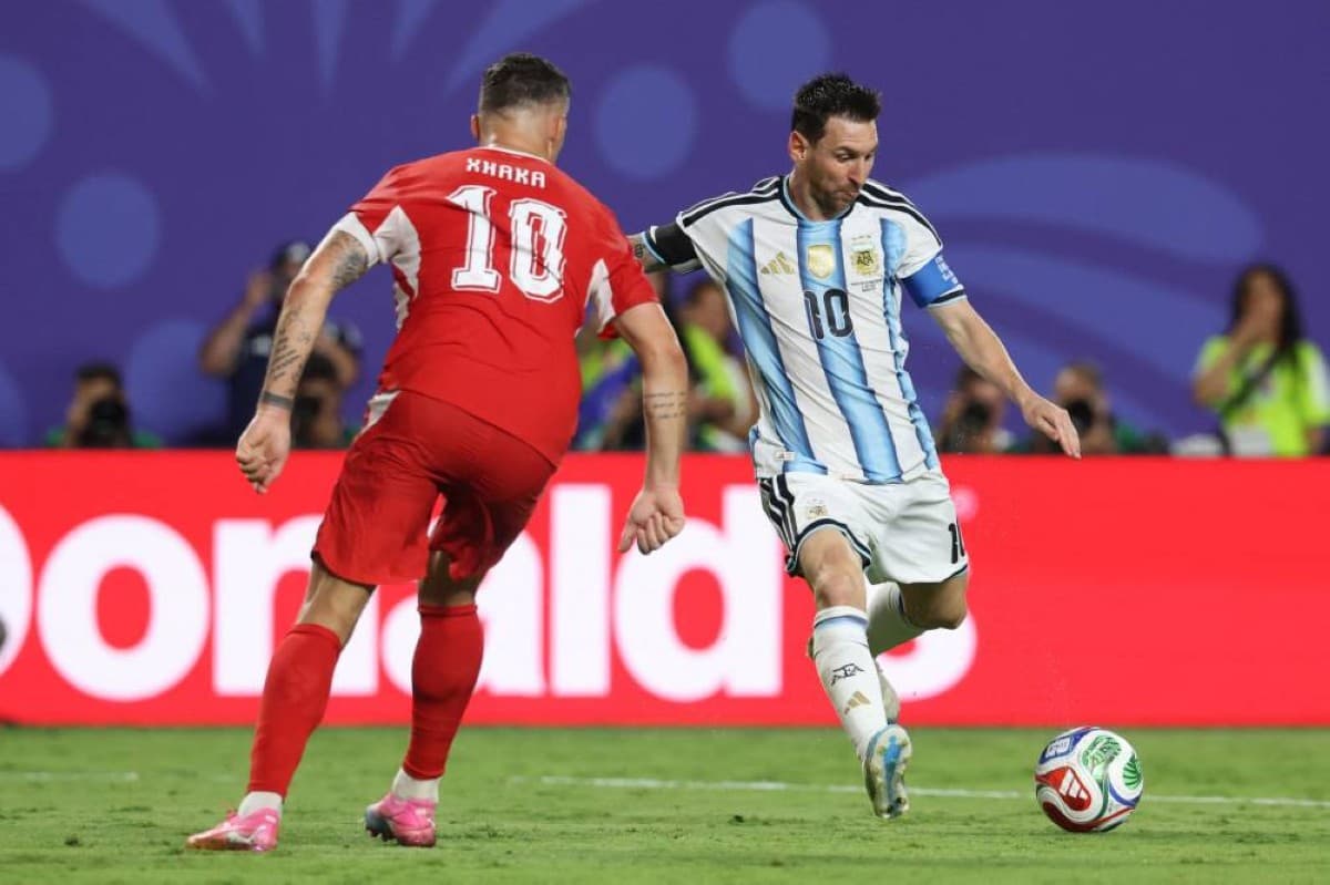 Messi to Face England's "Three Lions" for the First Time in His Career