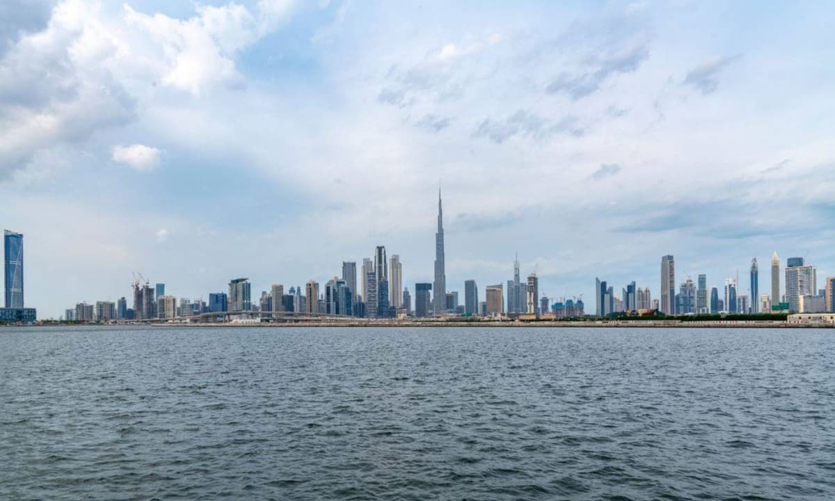 UAE Weather Forecast: Partly Cloudy and Humid Conditions Expected Tomorrow Evening