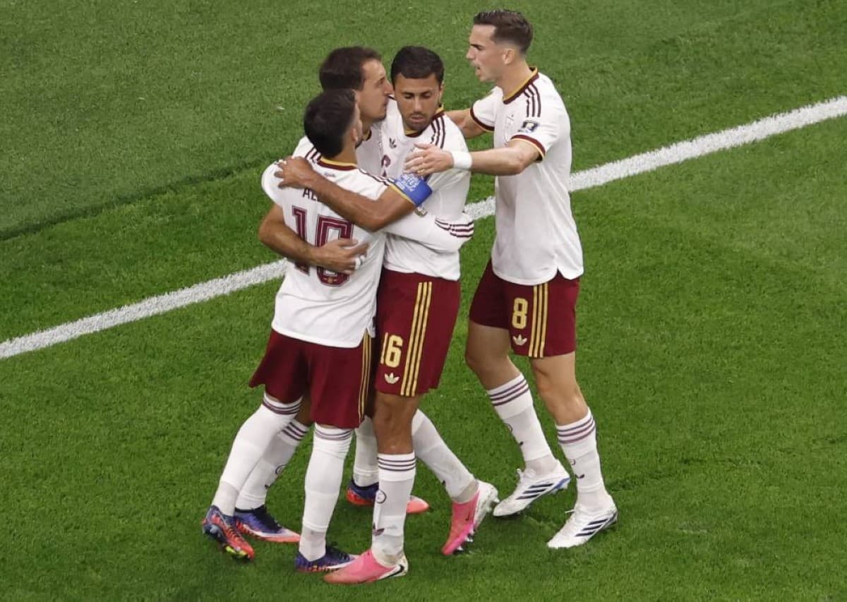 تحليل منتخب إسبانيا يلعب بعقلية الأندية
