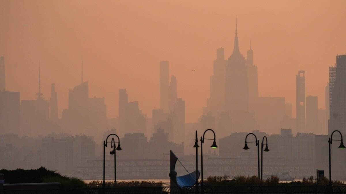 Thunderstorms Clear Fire Smoke from World Cup Final