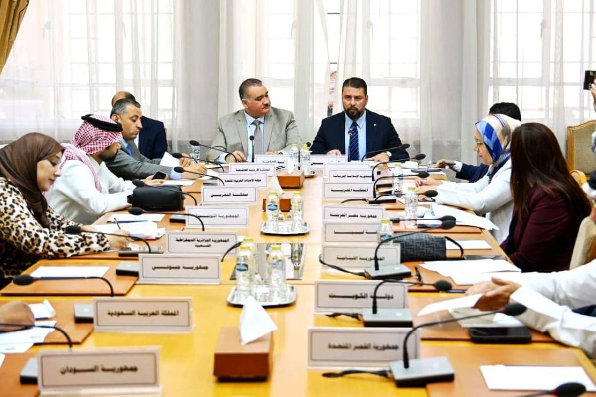 خبراء الإعلام العرب يناقشون مكافحة الإرهاب