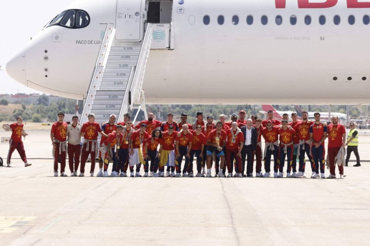 Champions arrive in Madrid