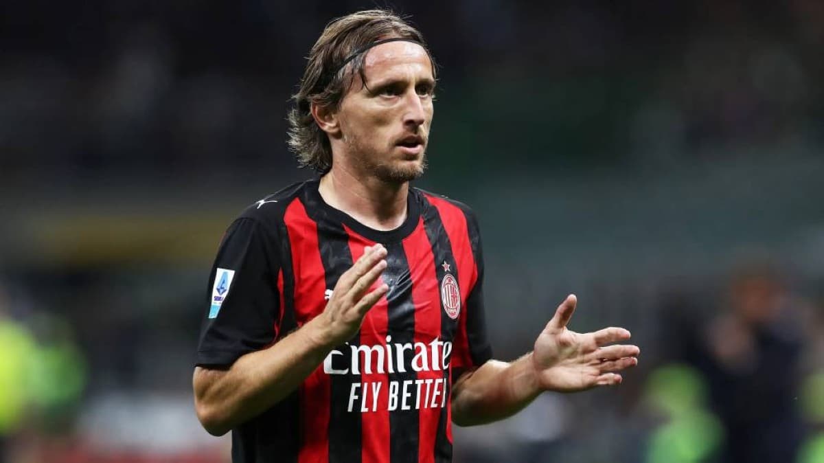 Modrić Set to Stay at Milan