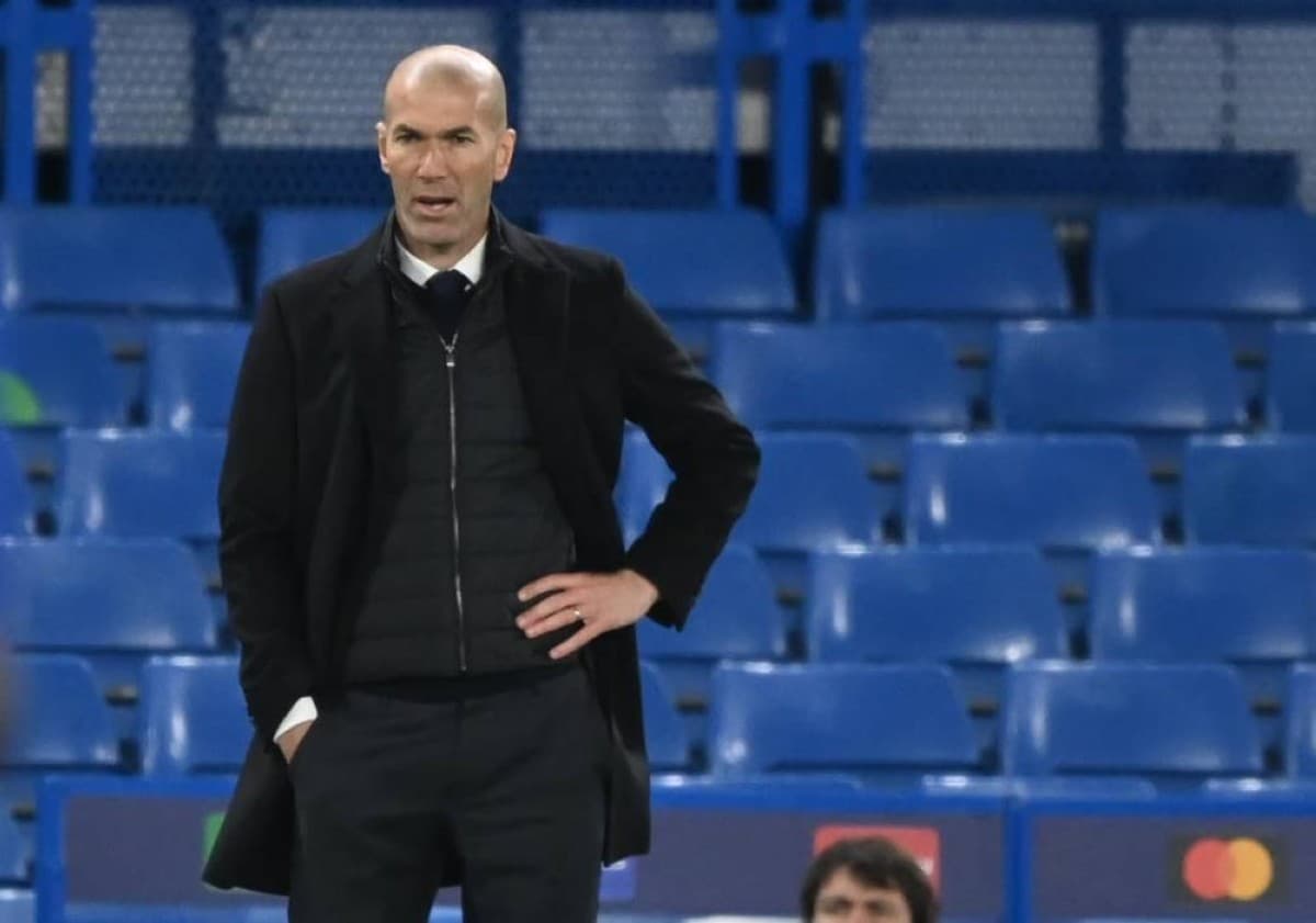 French fans fully support Zidane