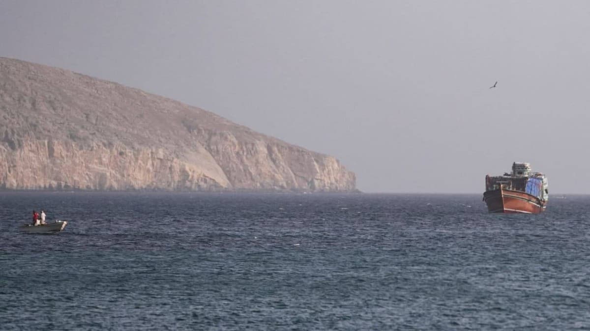 Tehran rejects Oman proposal on Strait of Hormuz