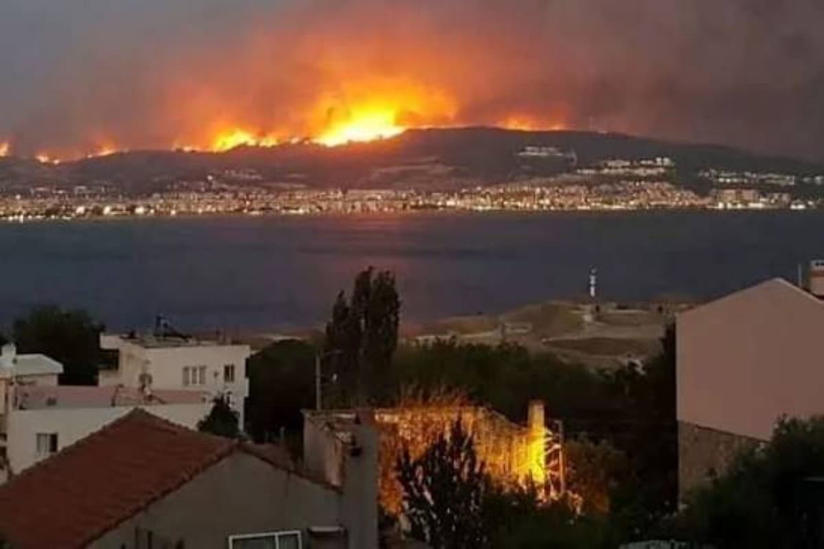 Greece and Turkey battle wildfires