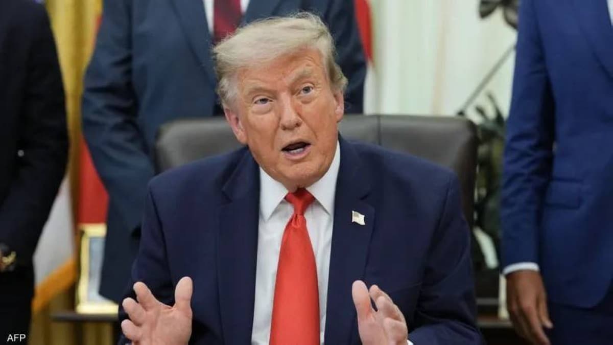 Trump warns of strong Iran strike