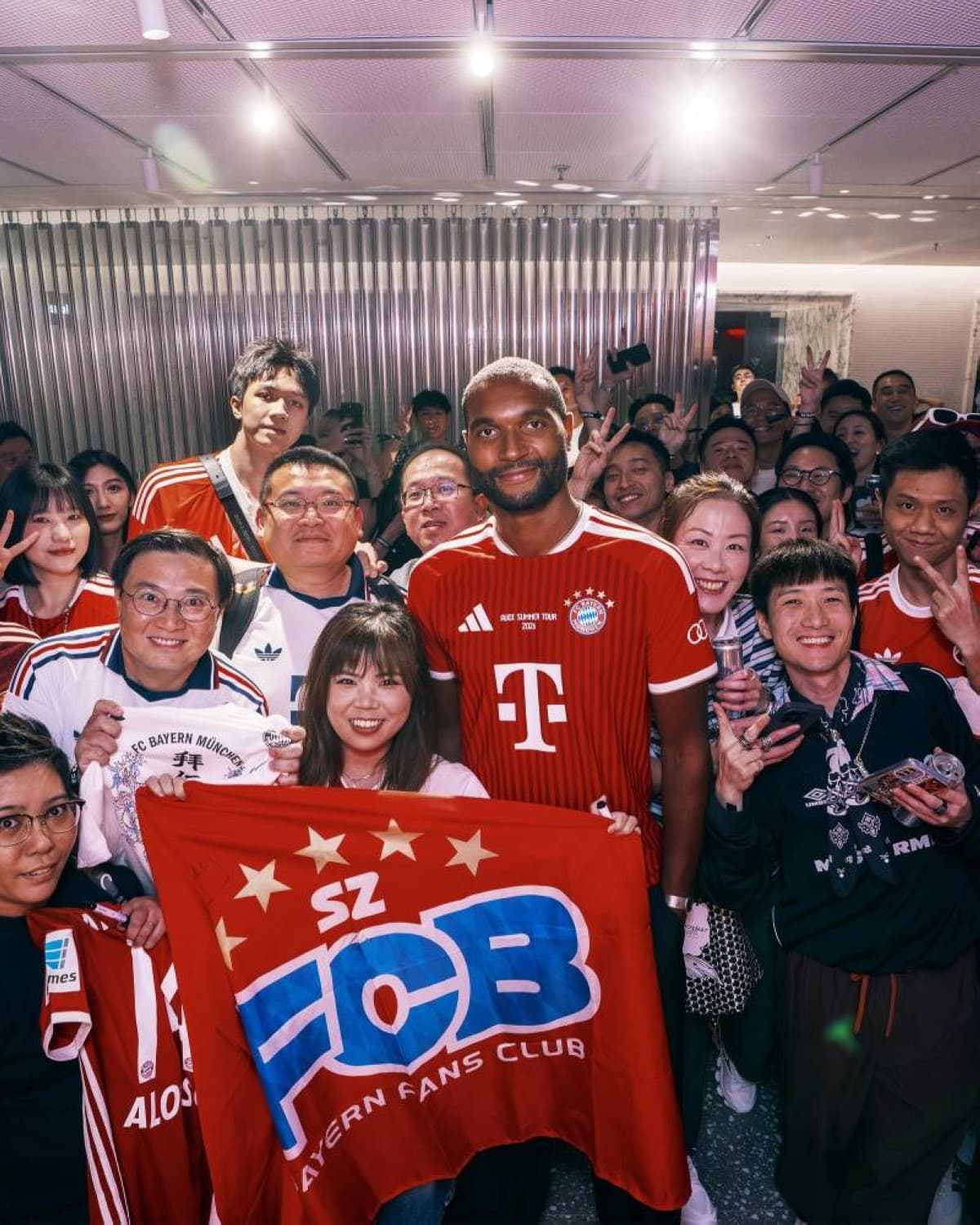 Bayern Munich urges Bundesliga expansion