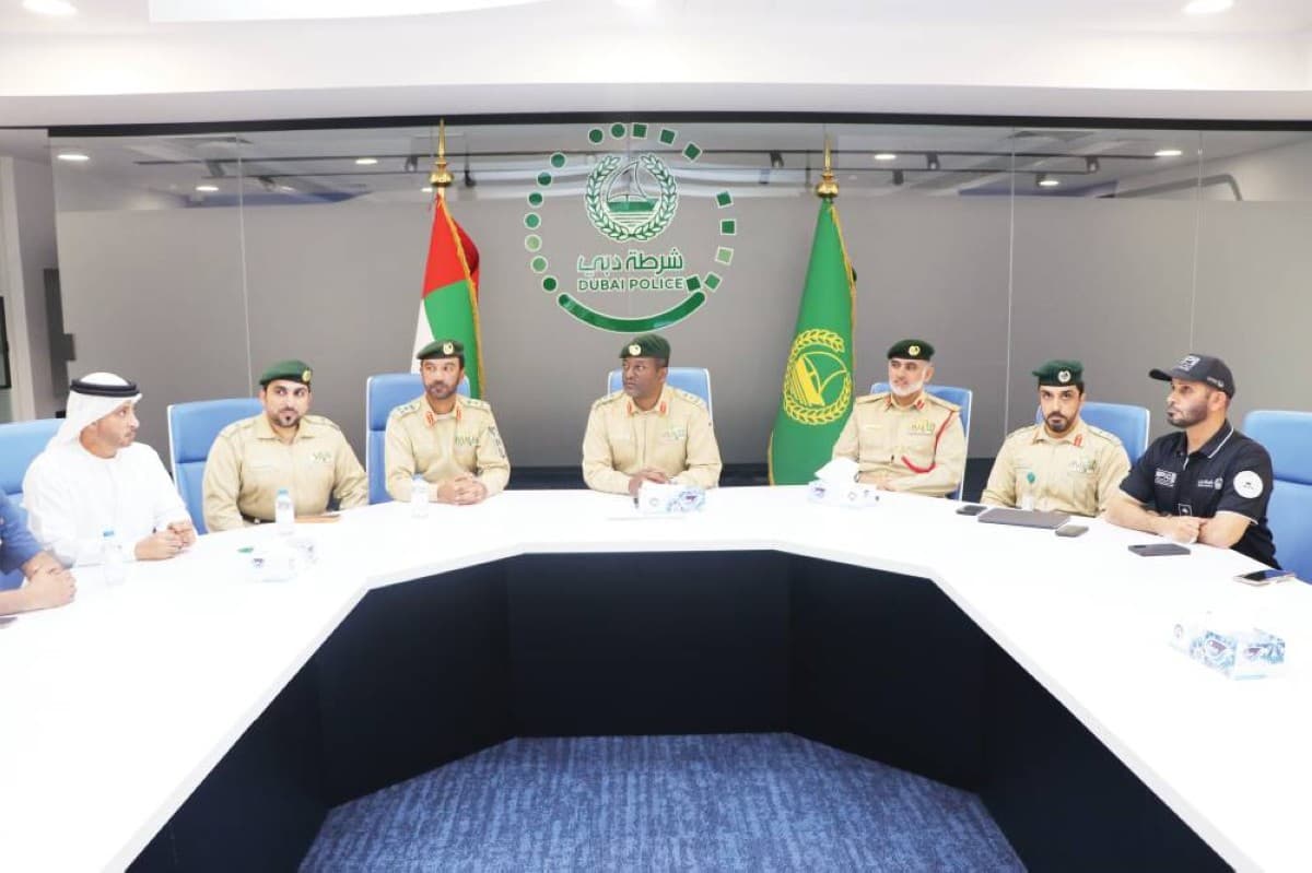شرطة دبي تتعاون لتحسين الخدمات البحرية