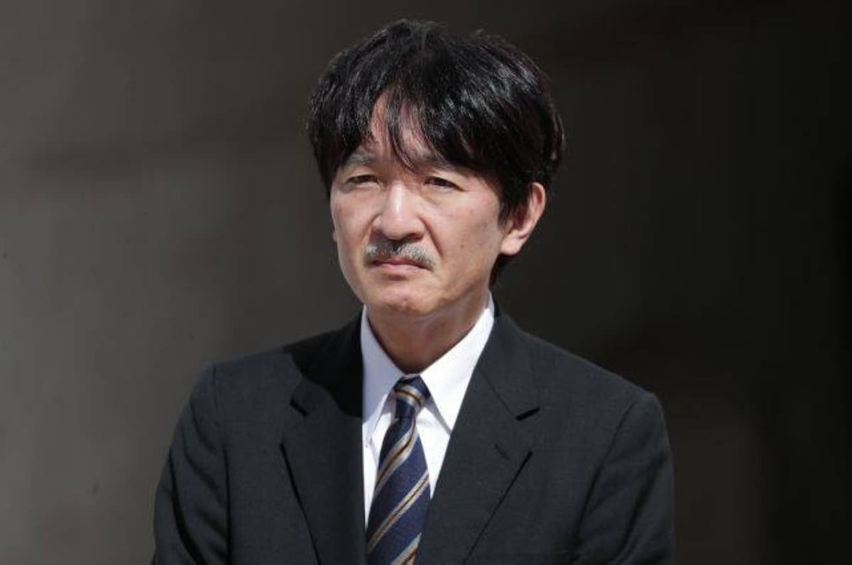 Japan Crown Prince Conflicted on Male-Only Succession