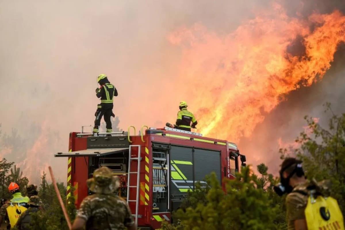 France teen held over deadly forest fire