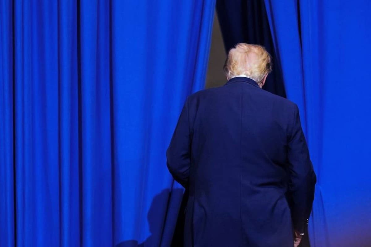 Trump Faces Legal Challenges Amid 'Lawyers' Bleed'