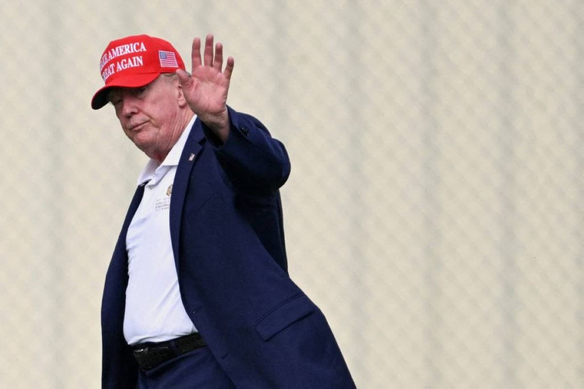 Trump suggests backing a candidate in Israel