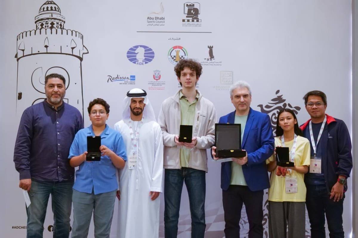 Akopian family wins Abu Dhabi chess title