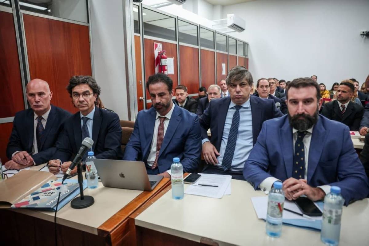 محاكمة أطباء مارادونا تتجاهل مؤشراً تحذيرياً