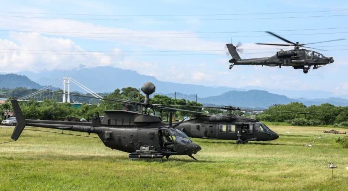 US army restarts Apache drills