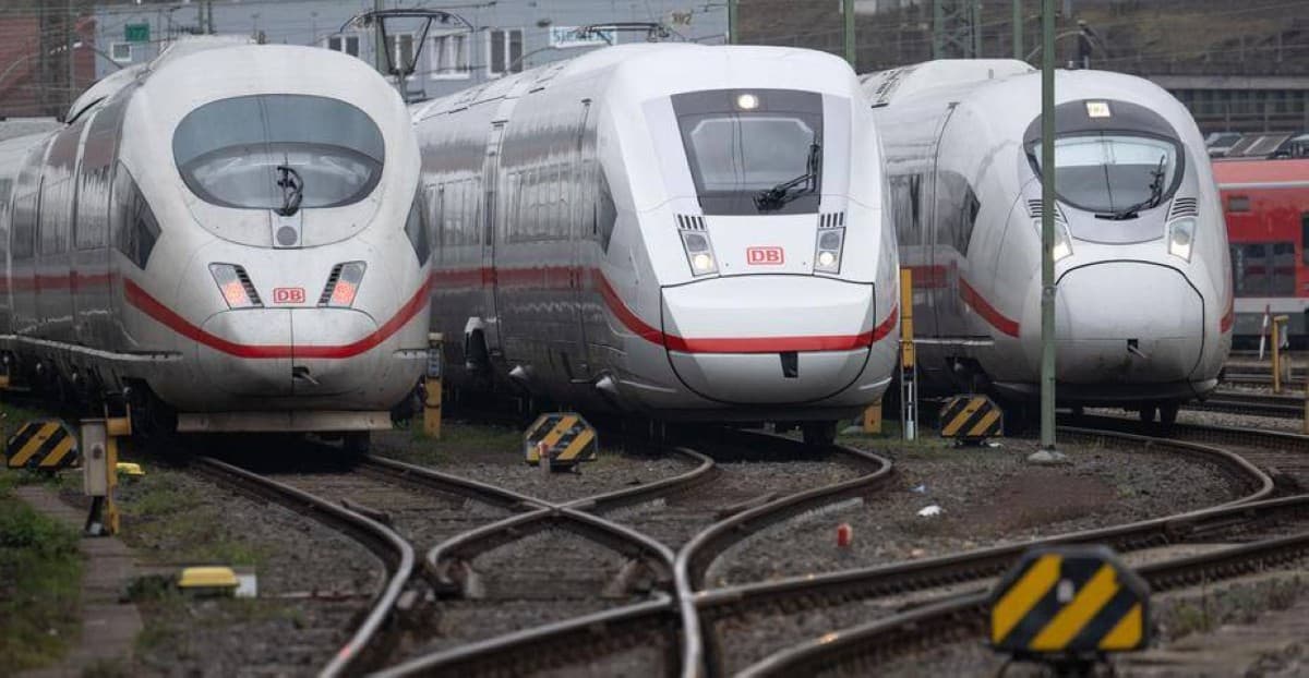 Germany Railway Union Considers Strikes in January