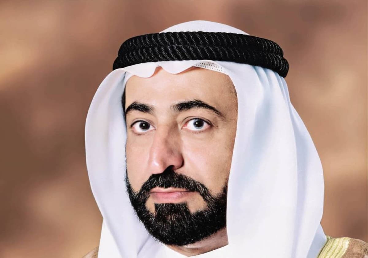حاكم الشارقة يوافق على 4434 منحة دراسية
