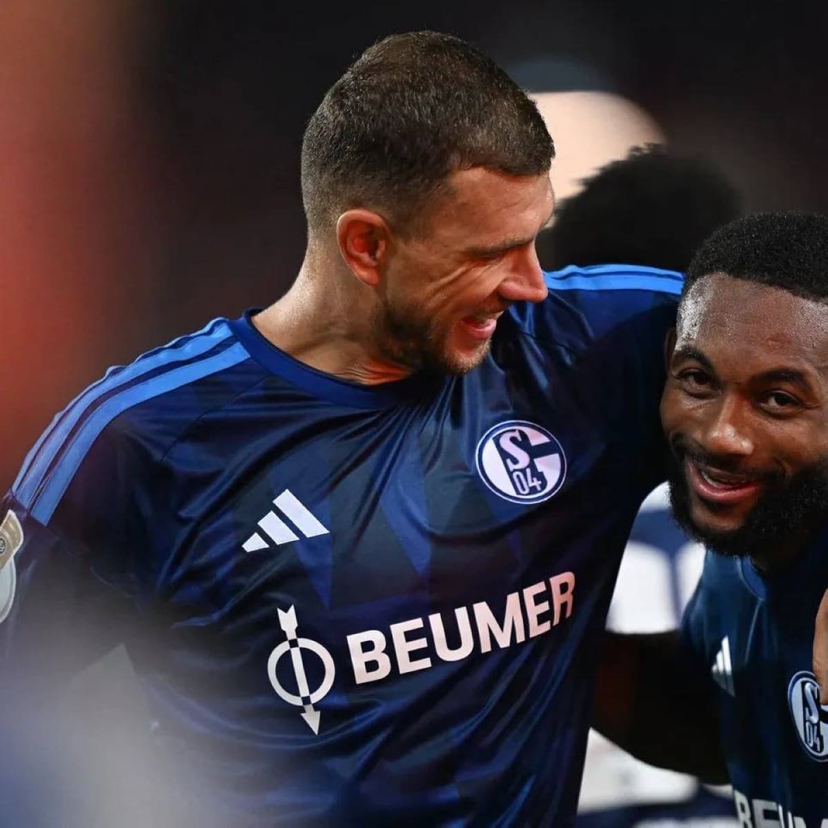 Dijeko shines ahead of Schalke's Bundesliga return