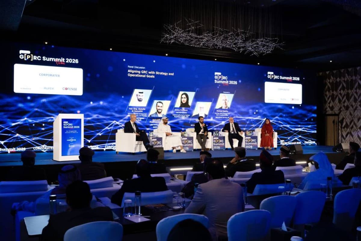 مشاركة 800 خبير في قمة حوكمة 2026 بدبي