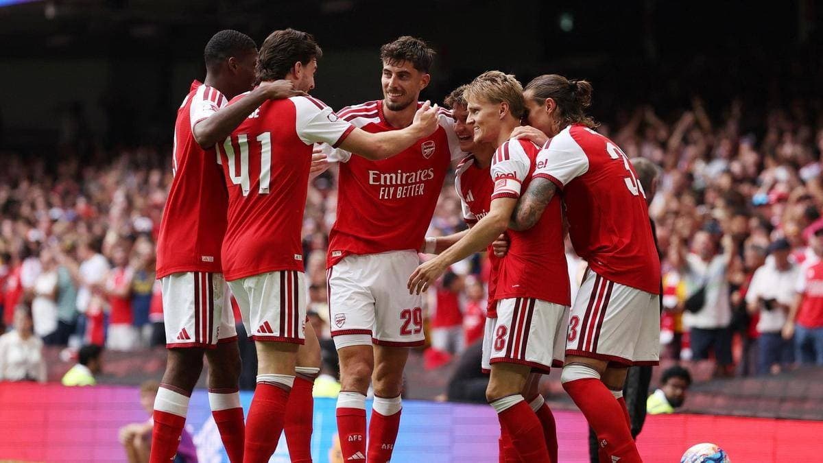 Arsenal face tough test amid comeback hopes for United and Liverpool