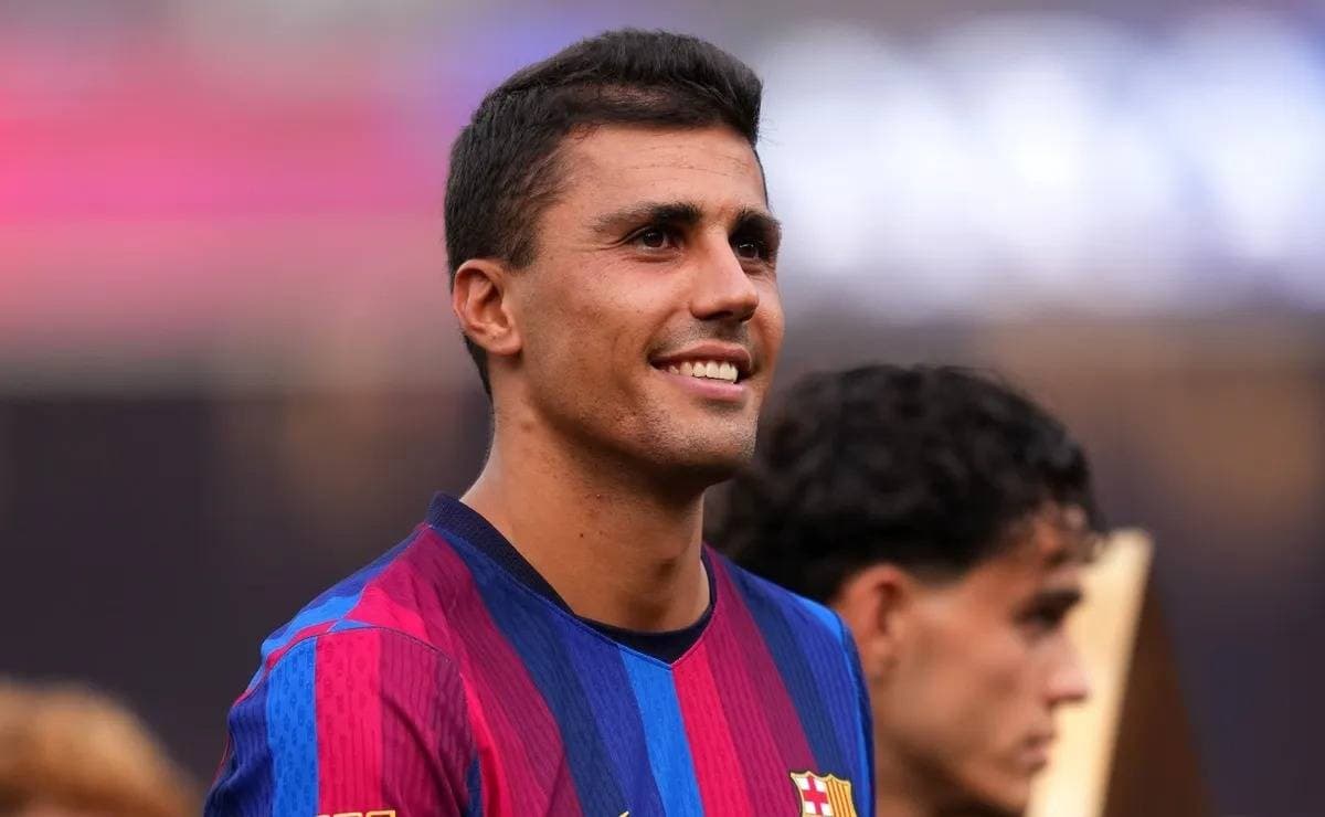 رودري يستعد لمباراته الأولى مع برشلونة