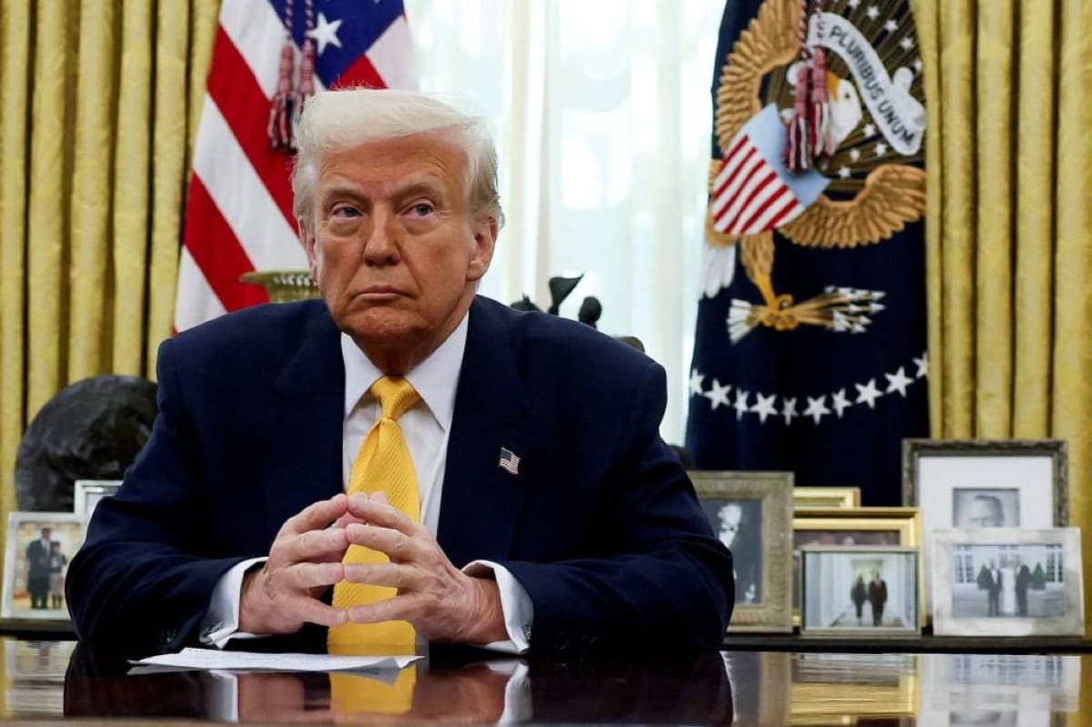 Trump unveils space academy and Mars nuclear plan
