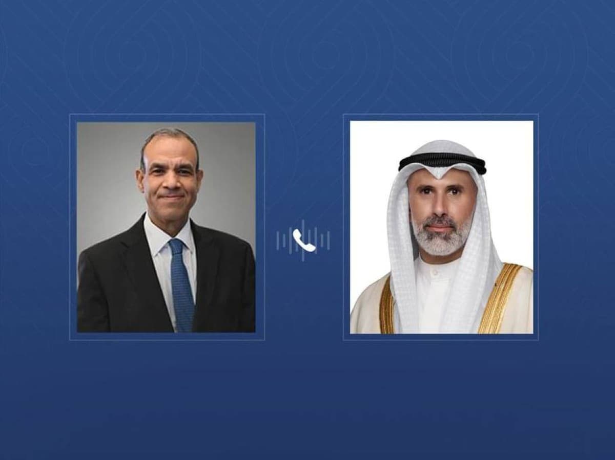 وزيرا خارجية الكويت ومصر يتبادلان الاتصالات حول استقرار المنطقة