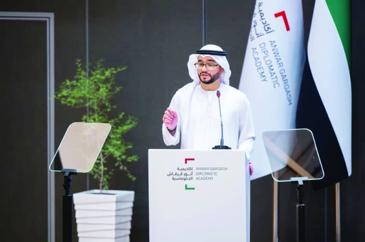 أكاديمية أنور قرقاش تستضيف طلاب الماجستير