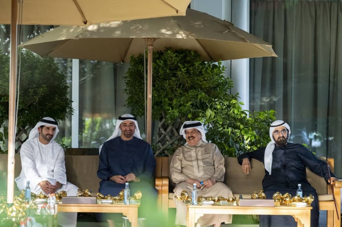 Bin Zayed meets Bahrain King with Rashid