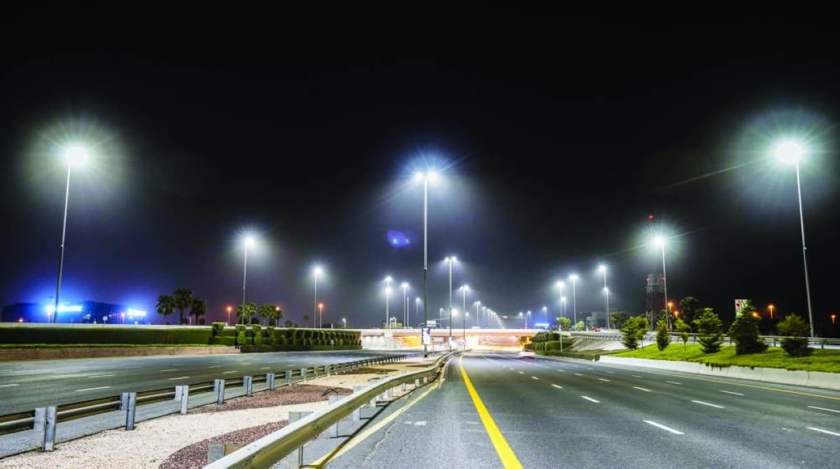 طرق دبي تنفذ أعمال صيانة ليلية