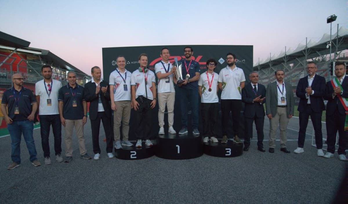 Kinetiz Crowned First International Self-Driving Race