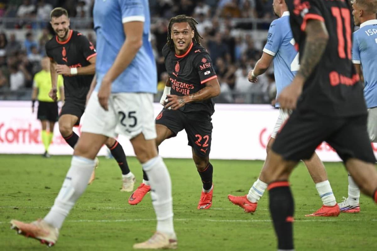 Milan Overcomes Lazio to Prevent Fourth Win