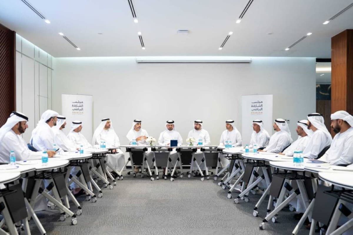الشارقة الرياضي يناقش تطوير رياضة الدراجات