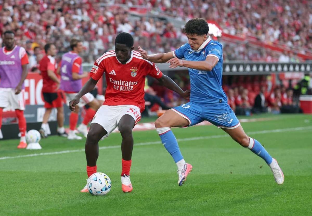 Milan vs Benfica Opens Europa League