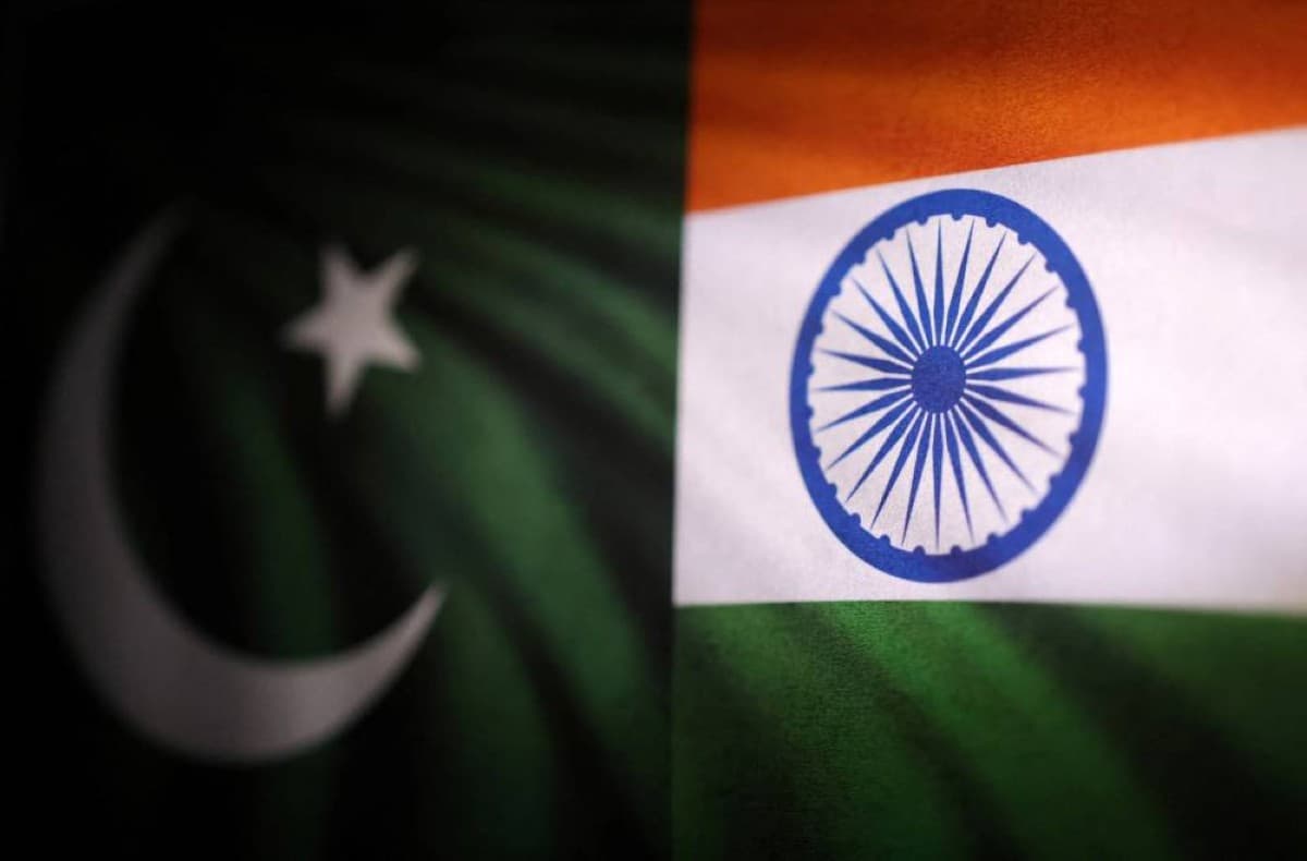 India summons Pakistani diplomat over naval crash