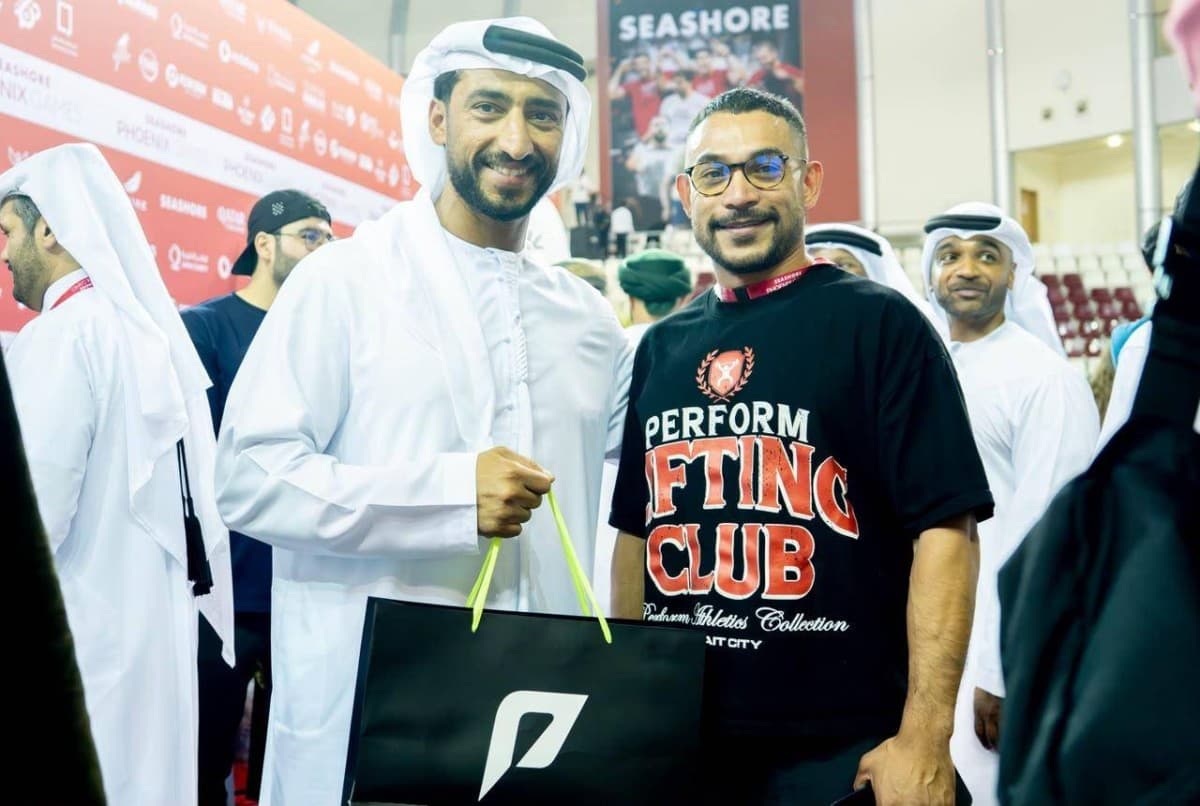 Emirates Teams Lead Seashore Phoenix in Qatar