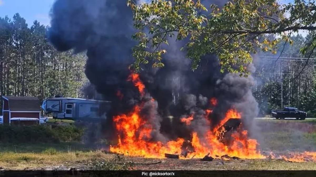 F-16 crashes in US, pilot survives