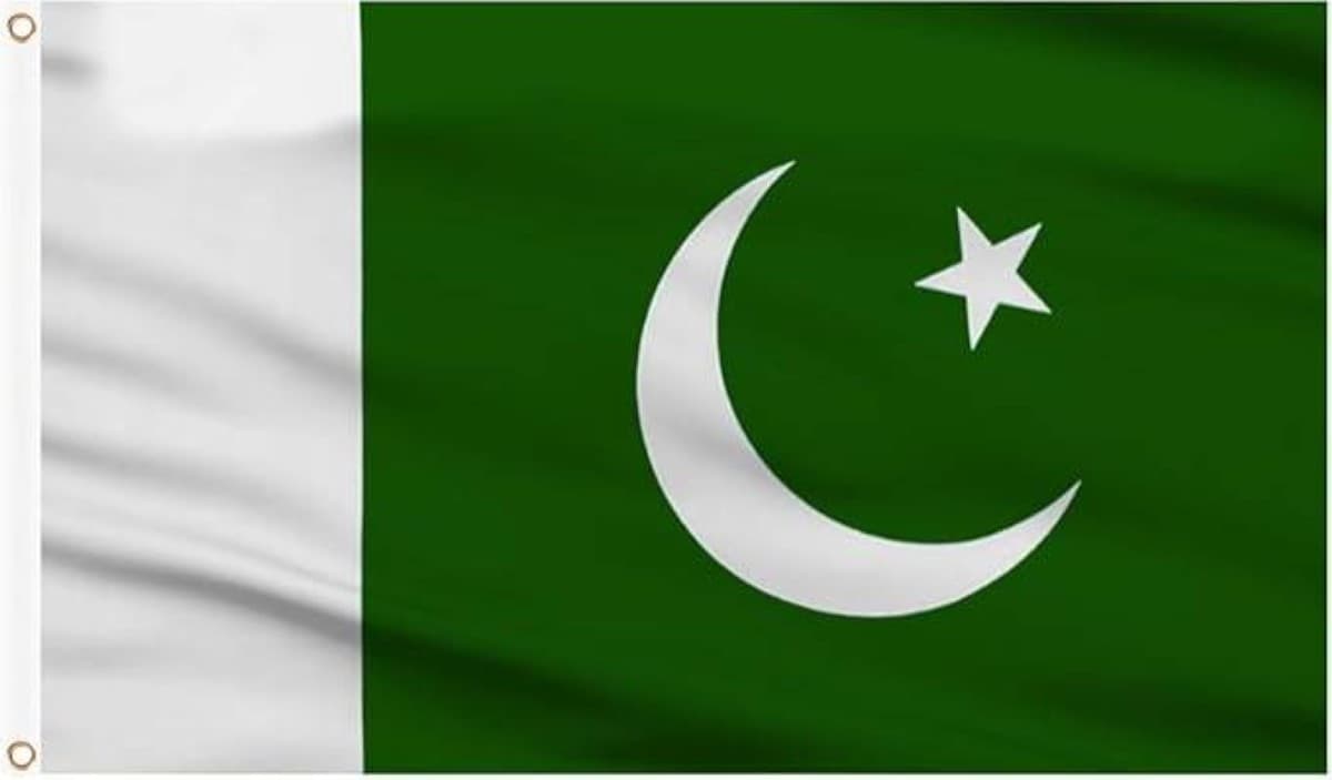 Pakistan airstrikes kill 28 in Afghanistan