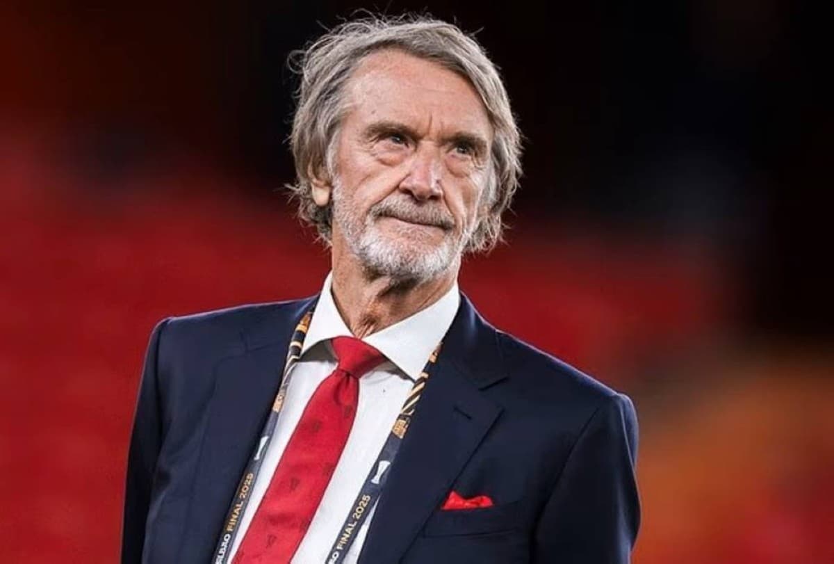 Manchester United Reports Record Revenues