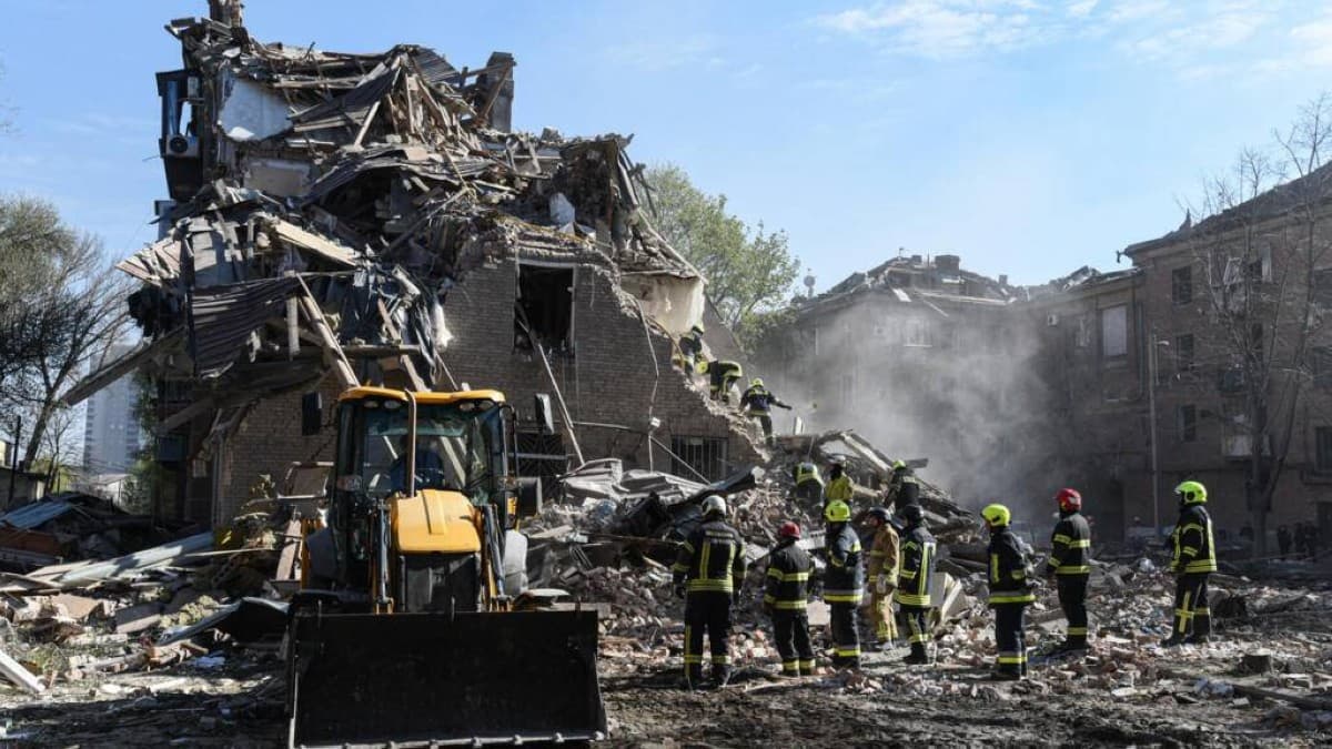 16 fatalities in Russia-Ukraine clashes