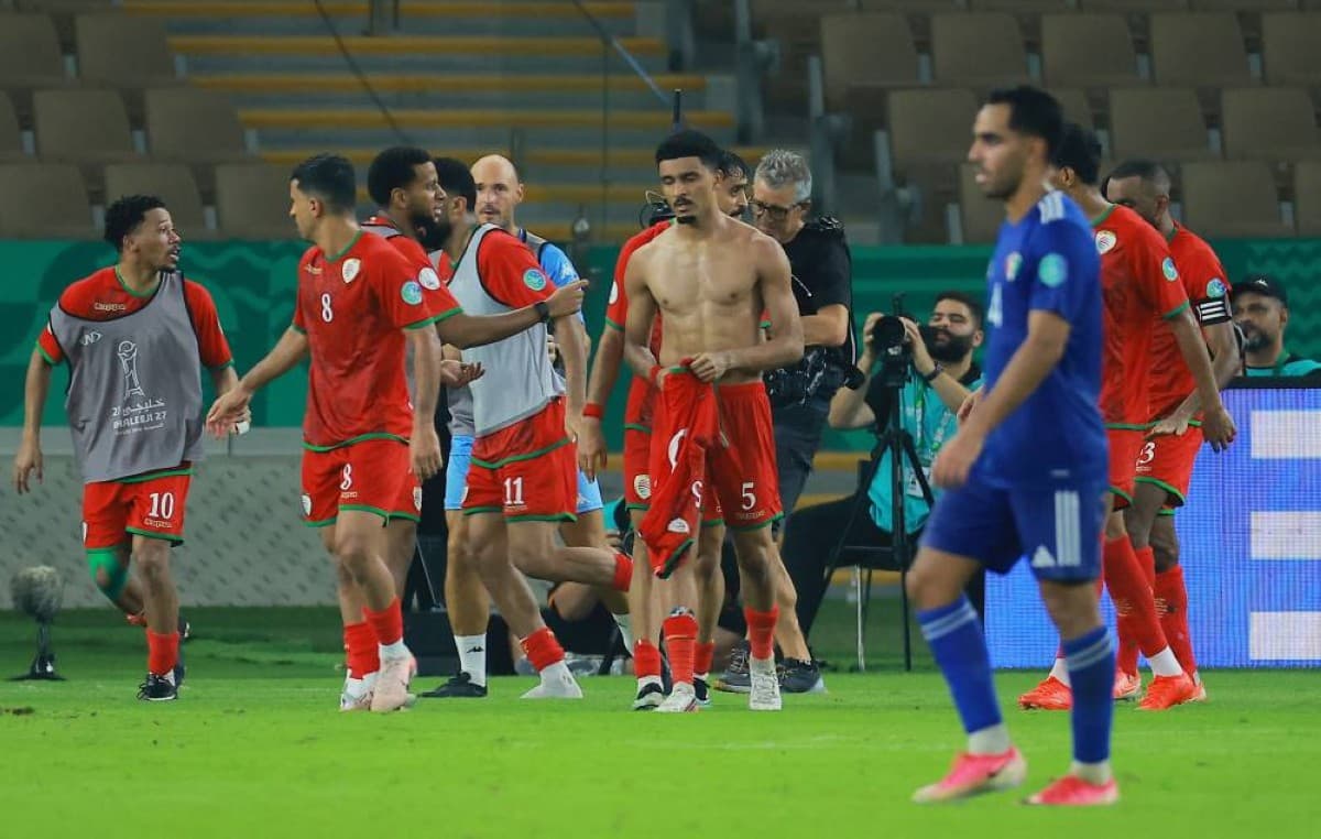 Musab Al Shaqsi's card puts Oman's future in draw
